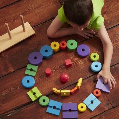 Melissa & Doug - Drevená skladačka geometrické tvary