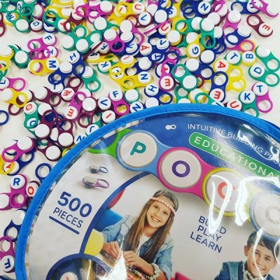 Školská sada Pocos Veľké písmená, 500 ks