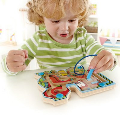 Hape Magnetické bludisko Mašinka