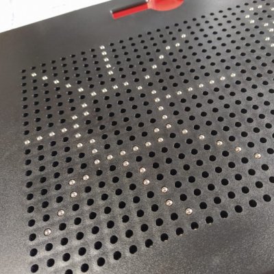 Magnetická kreatívna kresliaca tabuľka veľká A4+, 714 guličiek