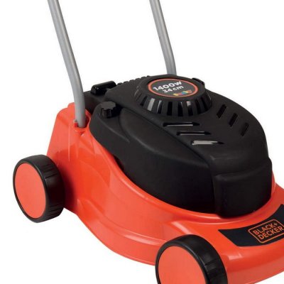 Black & Decker Záhradná kosačka