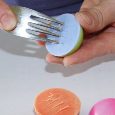 Creartec Forma na tvarovanie mydlových guličiek, Ø 2 a 3 cm