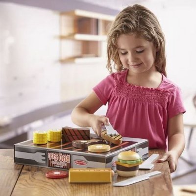 Melissa & Doug Drevený BBQ set, 20ks