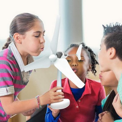 PlaySTEAM Wind Turbine Motor Glider