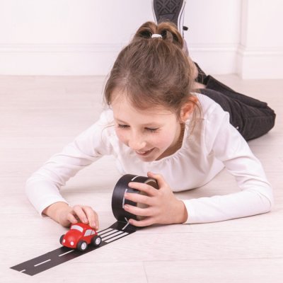 Bigjigs Toys Lepiaca páska Cesta s autíčkom, 8 m