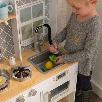 KidKraft Detská kuchynka Let's Cook