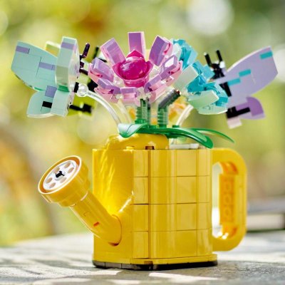 Lego Creator 31149 Kvetiny v krhličke 3v1, 420 ks
