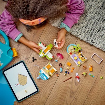 Lego Friends 42672 Kreatívny plážový a cestovný kufrík, 188 ks